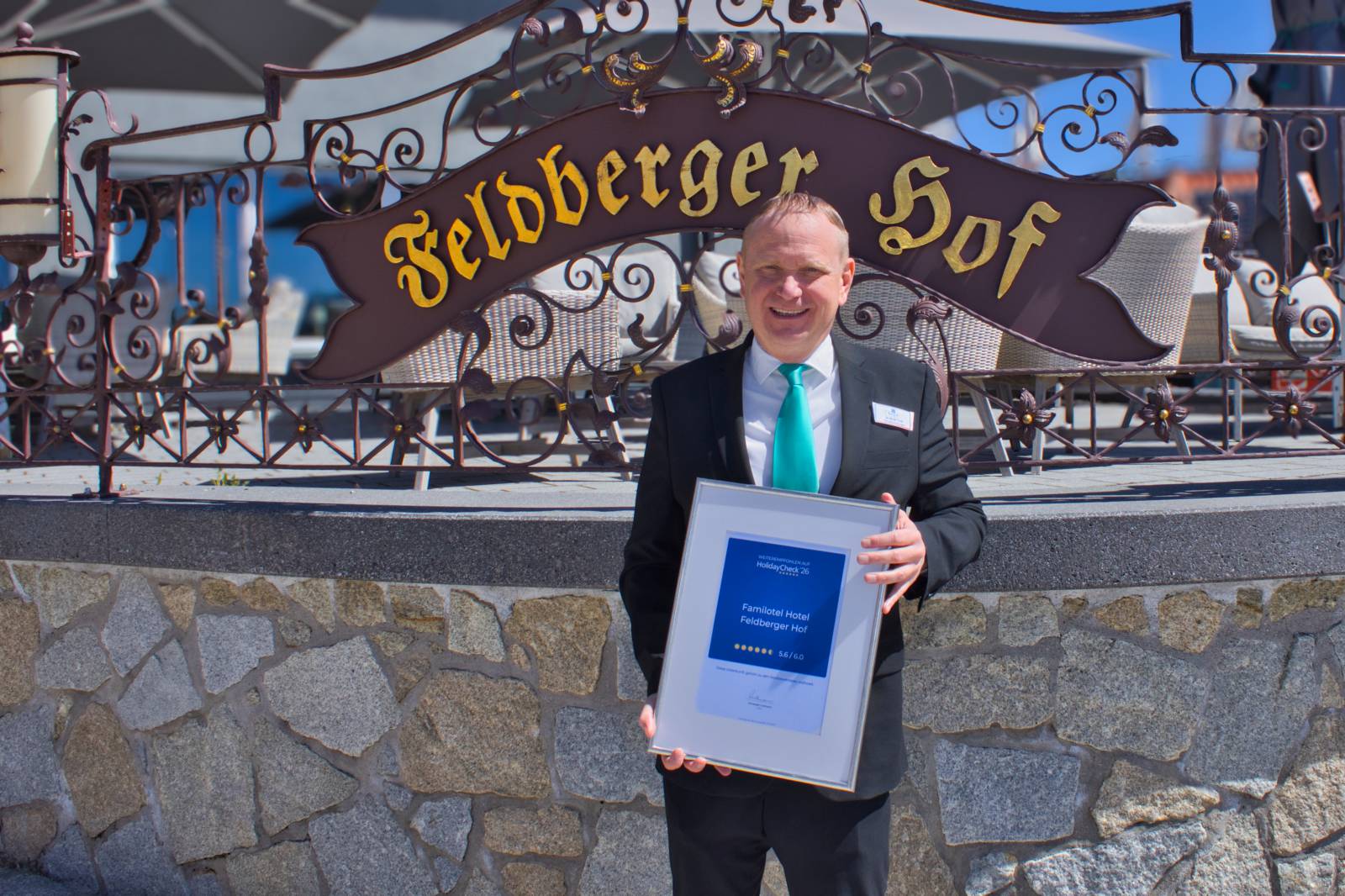 HolidayCheck Award 2026: Feldberger Hof zählt zu den bestbewerteten Familienhotels weltweit Symbolfoto