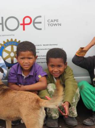 Gemeinsam Hoffnung schenken: Der Feldberger Hof unterstützt HOPE Cape Town Symbolfoto